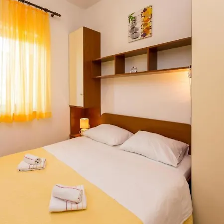 Apartmán Apartments Seka - With Parking *