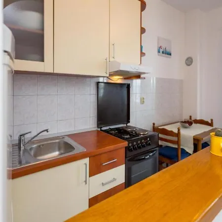 Apartments Seka - With Parking * Trogir