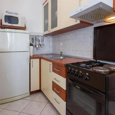 Apartments Seka - With Parking Apartment